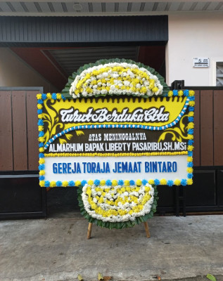 Papan Bunga Duka di Tiban Baru